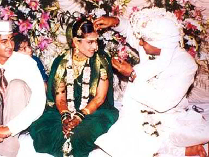 Ajay Devgn and Kajol during their wedding ceremony
