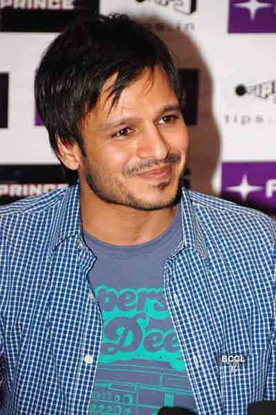 Vivek promotes 'Prince'