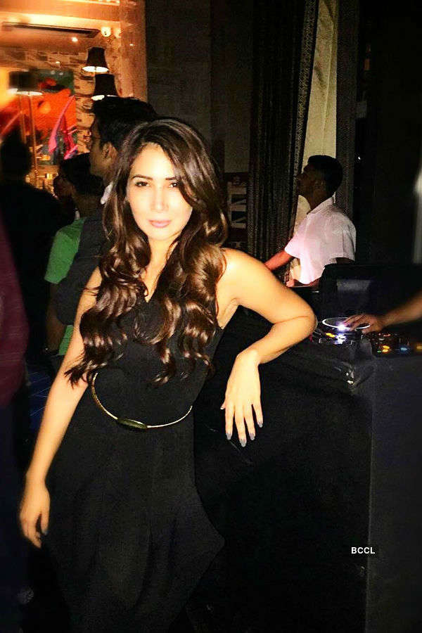 Kim Sharma allegedly went under the knife! This is how she looks now...