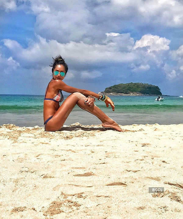 Gorgeous girls around the world who can give you serious travel goals...