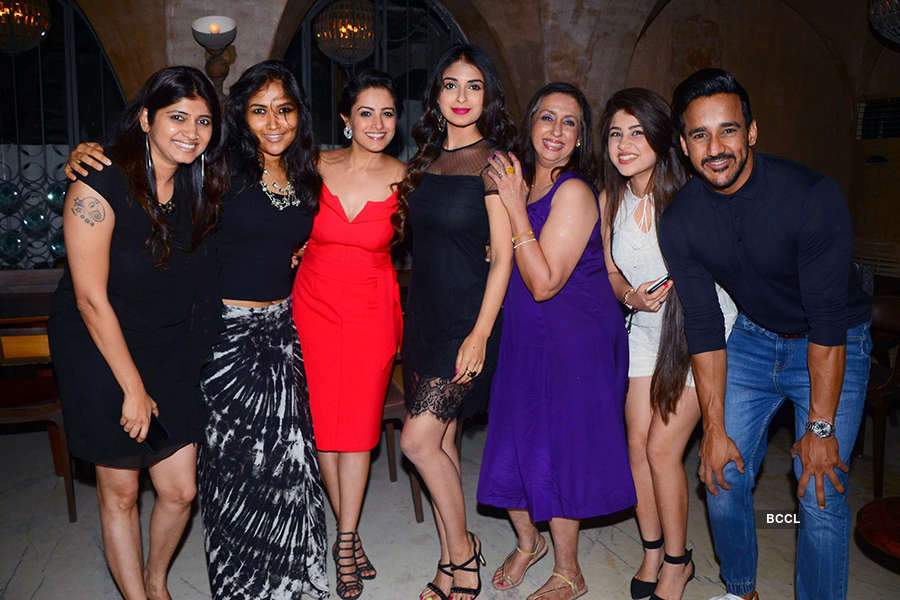 Celebs attend Anita Hassanandani’s b’day party