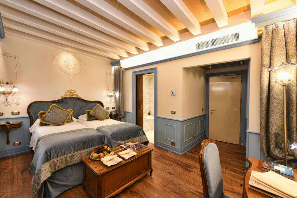Monaco and Grand Canal Hotel 88598493