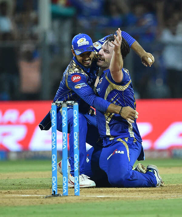 Mitchell McClenaghan photos