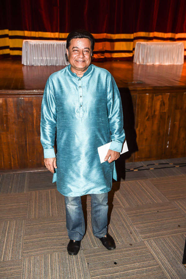 Master Dinanath Mangeshkar Purashkar