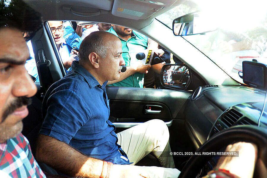 Manish Sisodia Pictures