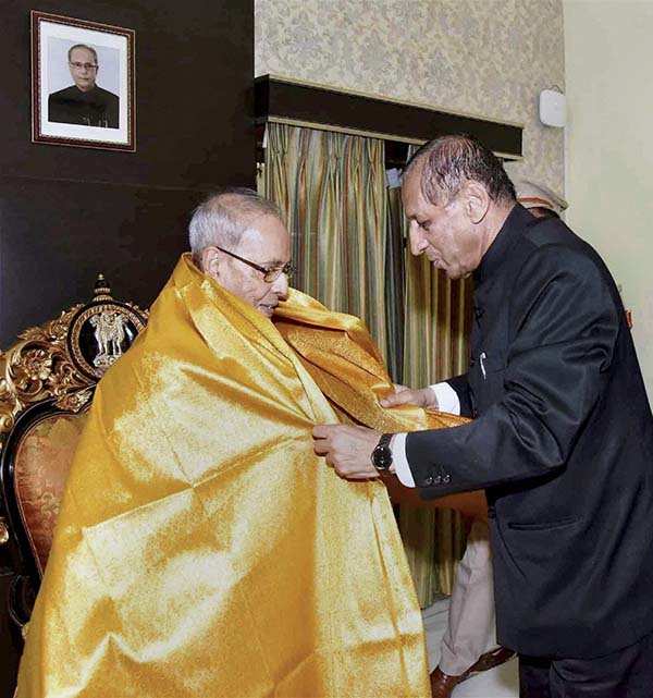 President Pranab Mukherjee visits Hyderabad