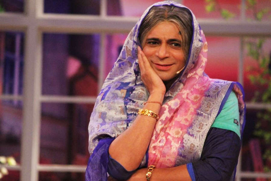 Sunil Grover, Ali Asgar, Sugandha Mishra reunite for their new show 'Dan Dana Dan'