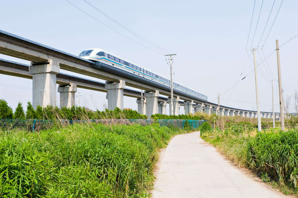 The Shanghai Maglev ThinkstockPhotos-98429849