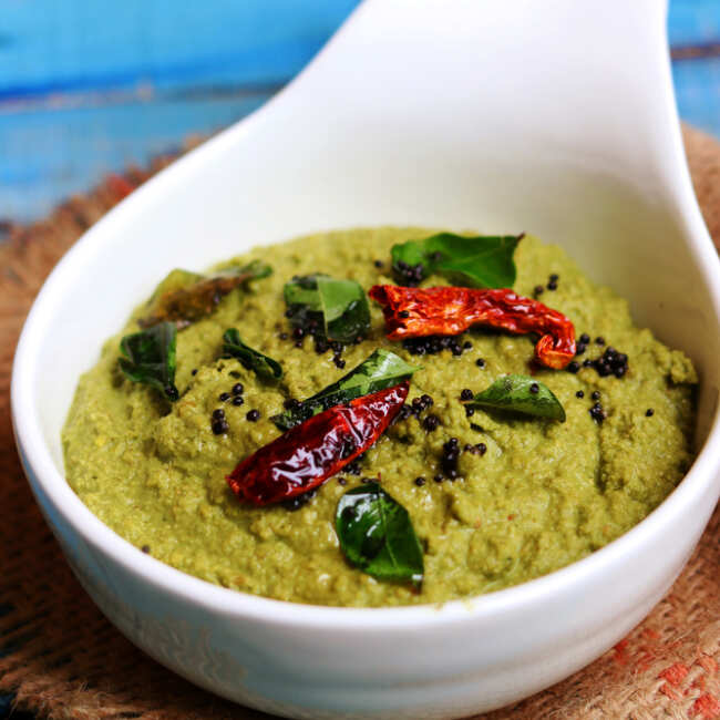 Curry Leaf Chutney Recipe: How to make Curry Leaf Chutney Recipe at Home |  Homemade Curry Leaf Chutney Recipe - Times Food