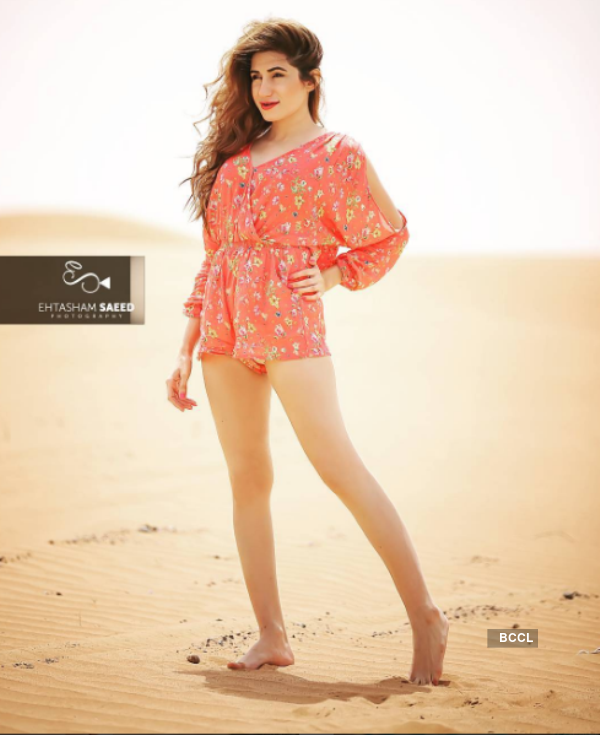 Pakistani beauty queen sizzles in her latest photoshoot ...