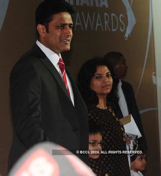 IPL Awards: Red carpet sizzle