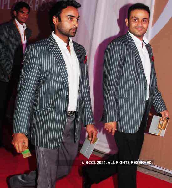 IPL Awards: Red carpet sizzle