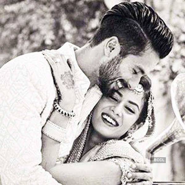 This romantic selfie of Shahid Kapoor and Mira Rajput is winning the internet