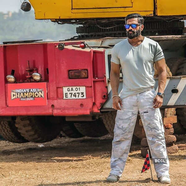 Suniel Shetty redefines hotness at the age of 55