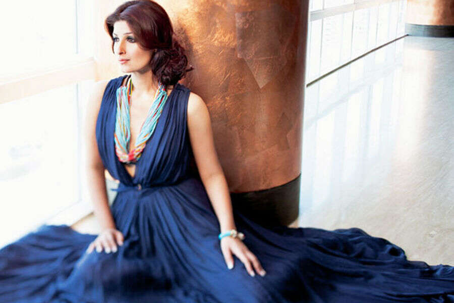 ​ Twinkle Khanna looks hot in blue outift