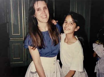 Katrina shares a beautiful throwback pic with her mother Suzanne