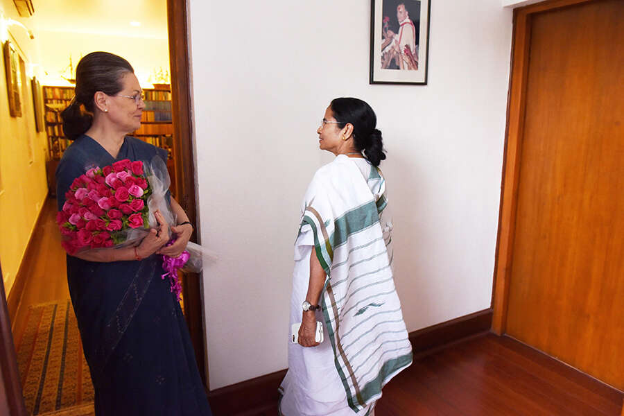 Sonia Gandhi interacts with Mamata Banerjee