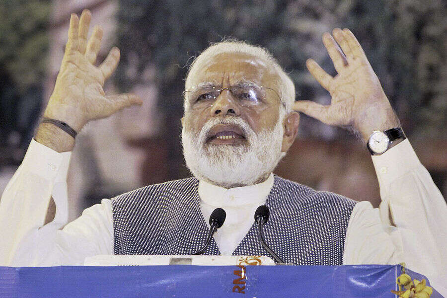 Modi addressing a rally