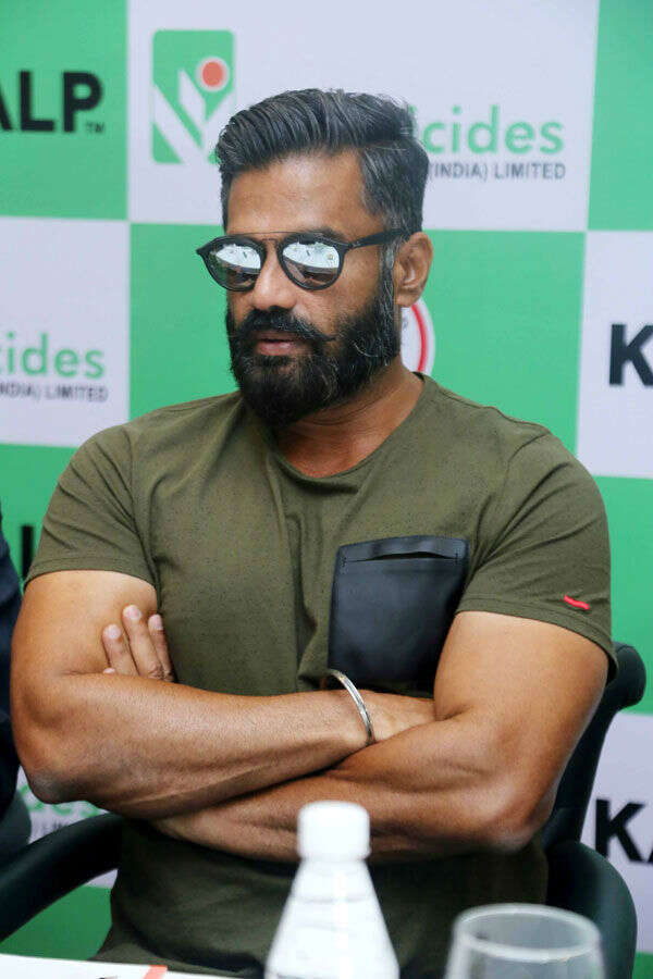 Suniel Shetty pictures