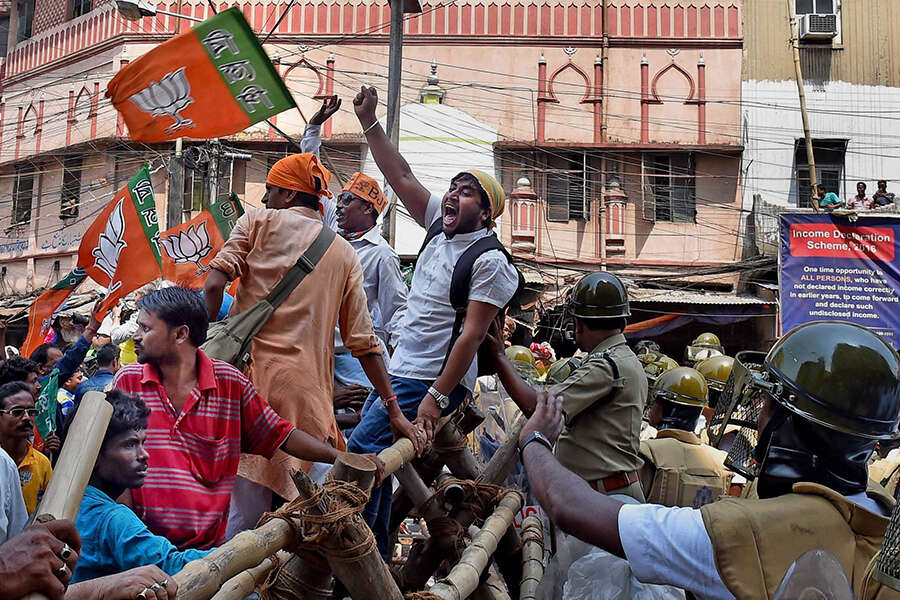 BJP workers protest against the Trinamool Congress