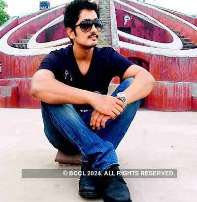 Siddharth Pics Siddharth Photos Siddharth Portfolio Pics Siddharth Personal Photos Etimes Photogallery The young heart throb has himself disclosed the fact. siddharth pics siddharth photos