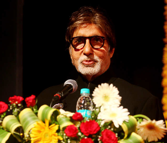 Amitabh Bachchan launches 'Darwaza Band' campaign