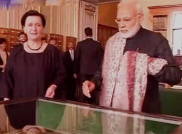 PM Modi visits Institute of Oriental Manuscripts in St Petersburg