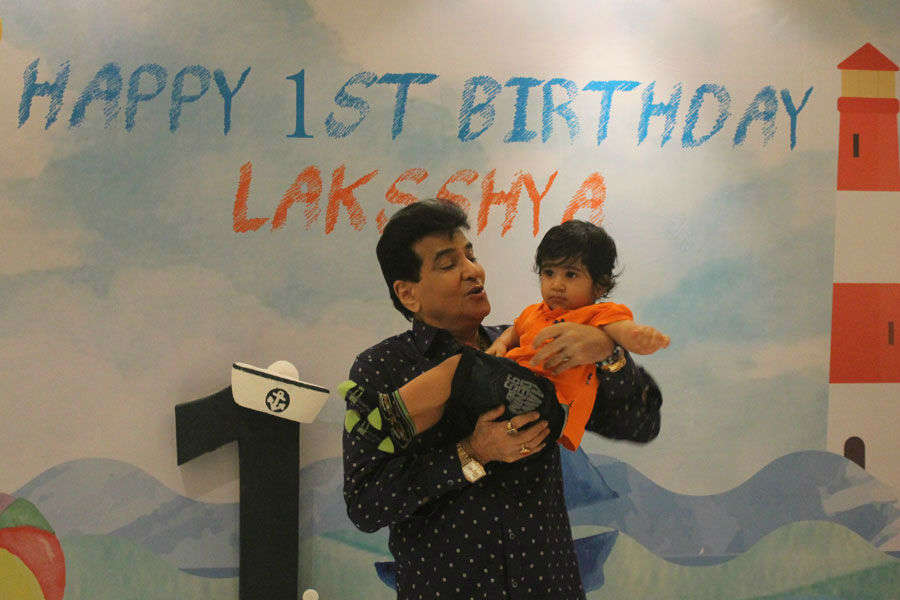 Tusshar Kapoor celebrates son Laksshya's 1st birthday