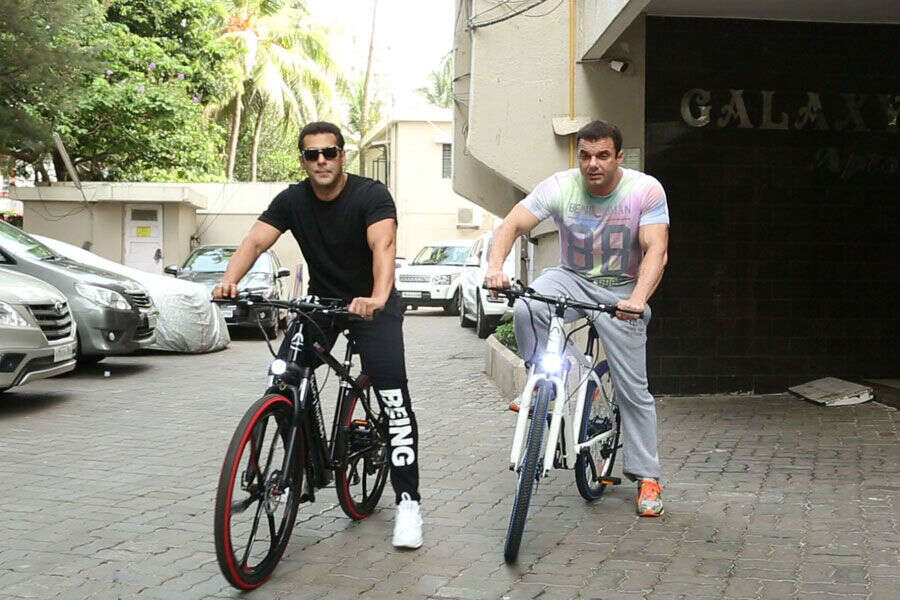 salman khan being human cycle price