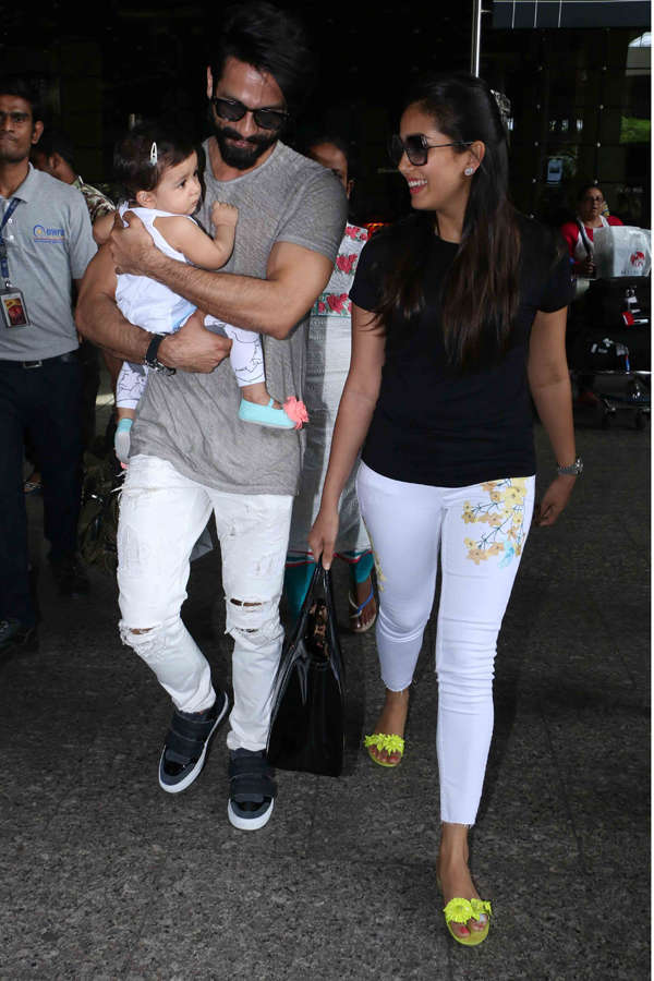 Photos of celebrities at airport