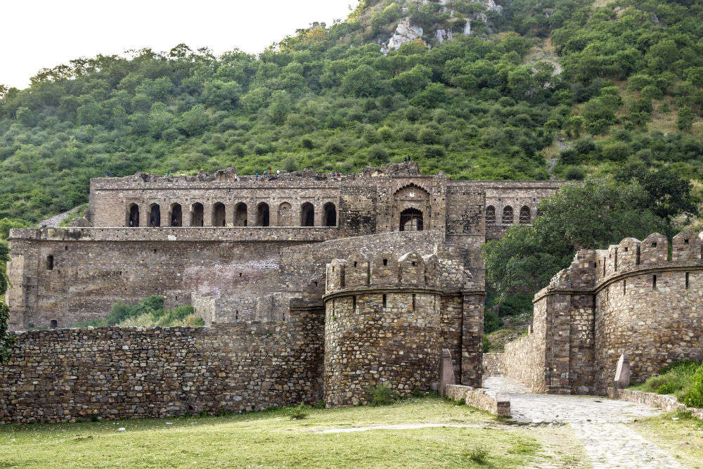 Bhangarh Fort Alwar Get The Detail Of Bhangarh Fort On