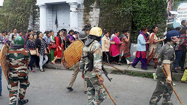 Darjeeling unrest: Protesters clash with police