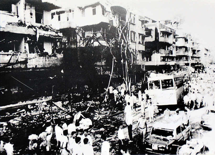 Horrific photos of 1993 Mumbai serial blasts