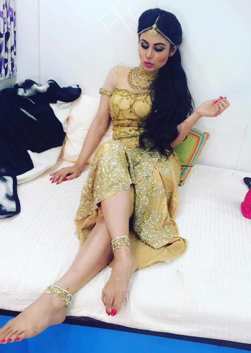 Mouni Roy teases fans with her sultry photoshoot
