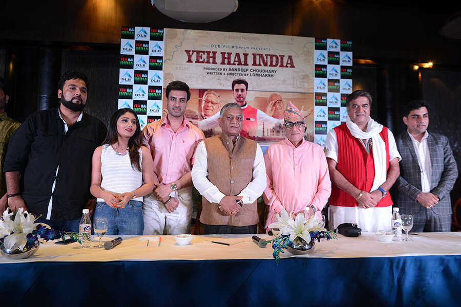 Lom Harsh, Antara Banerjee, Gavie Chahal, Union Minister of State for External Affairs General (retired) VK Singh, Mohan Agashe, Surendra Pal and  Sandeep Choudhary