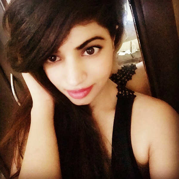 Bigg Boss 10 ex-contestant Lokesh Kumari Sharma’s glam avatar will surely surprise everyone