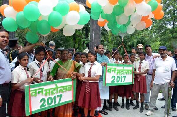 Raghubar Das encouraged anti-women ideology