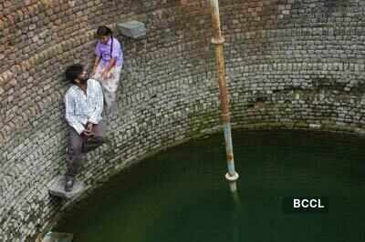 Aval Peyar Tamilarasi