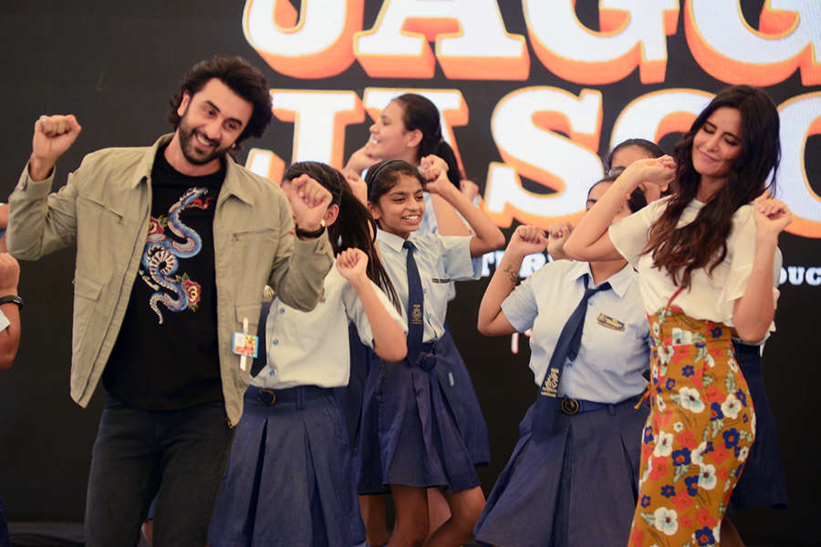 Ranbir and Katrina enthral school kids