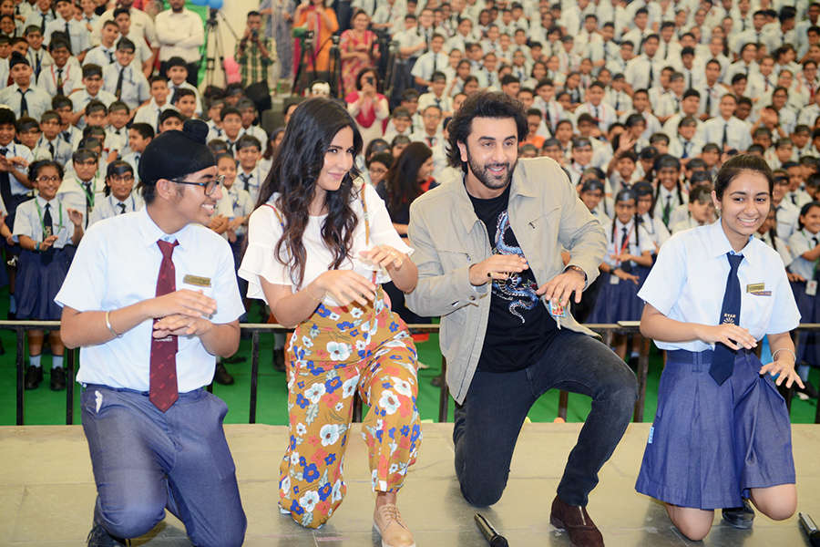 Ranbir and Katrina enthral school kids