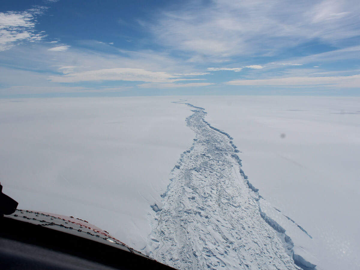 Trillion ton iceberg splits off Antarctica shelf
