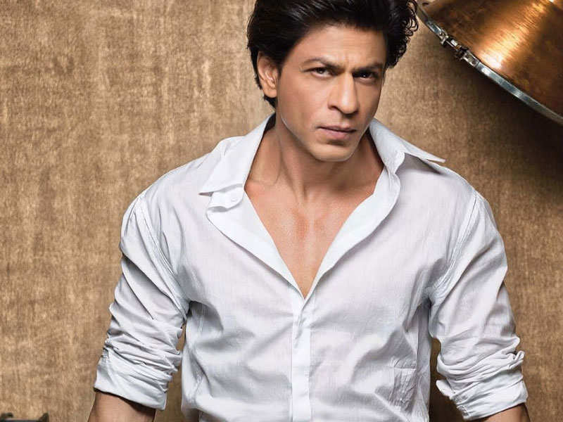Shah Rukh Khan: I am so pathetic in relationships that I am comic