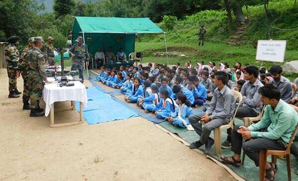 Students participate in the 'Know your Army' campaign