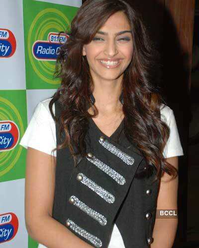 Sonam @ Radio city