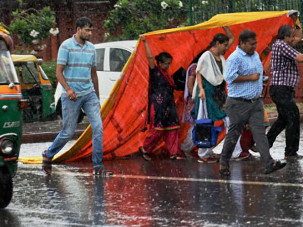 Heavy downpour disrupts normal life in several parts of India