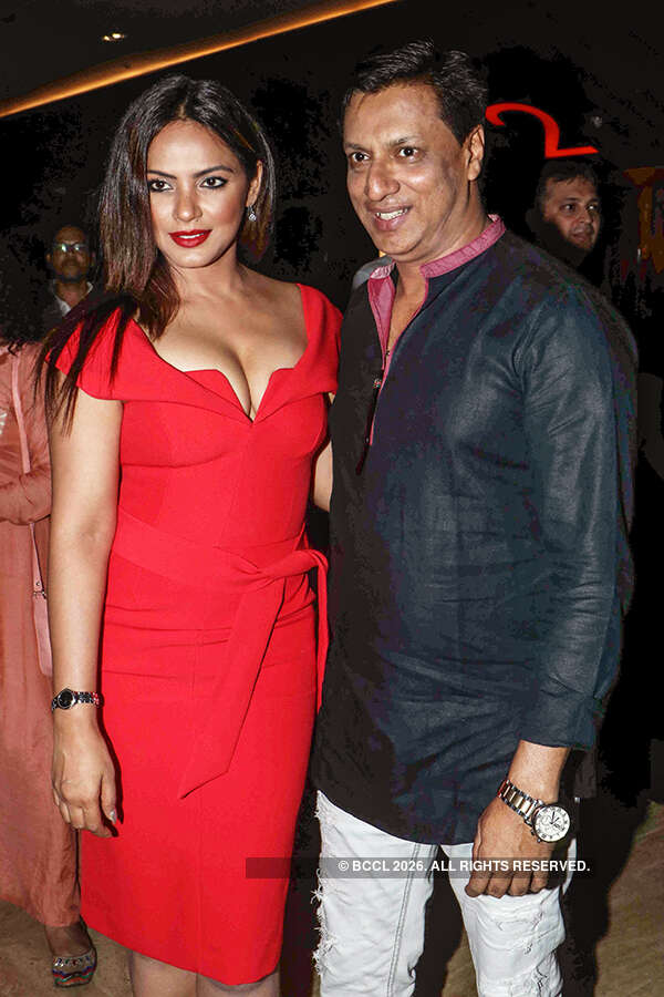 sarkar premiere show