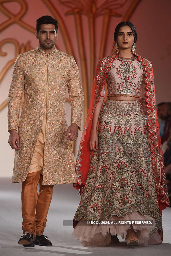 FDCI India Couture Week 2017: Day 5: Varun Bahl