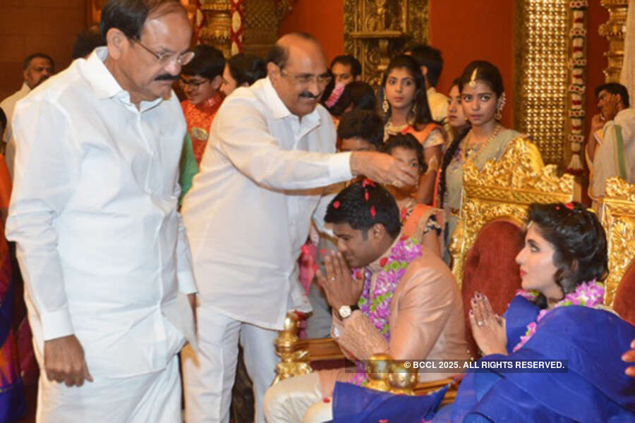 Venkaiah Naidu at Sahari and Raches Veerendra Dev's wedding