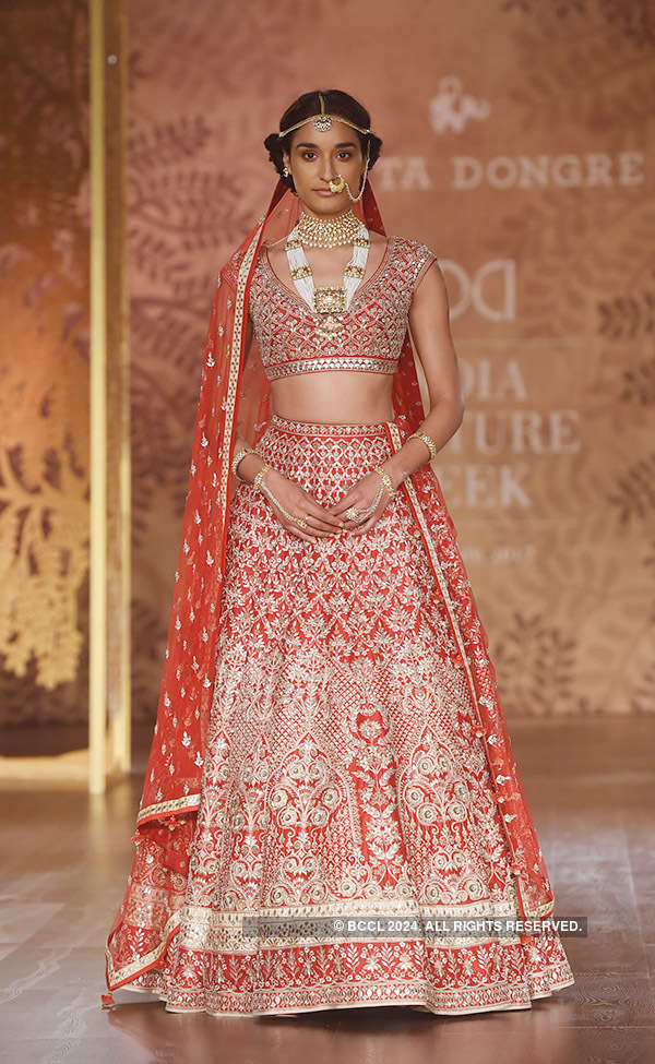 FDCI India Couture Week 2017: Day 6: Anita Dongre