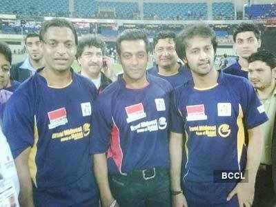 Sallu organises celebrity cricket match